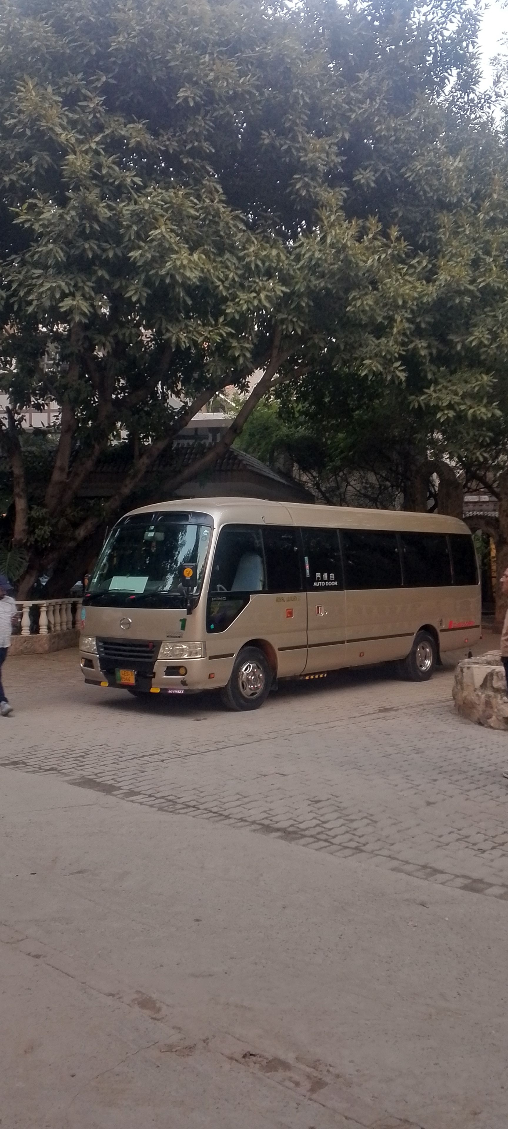 Toyota 4C Coaster Saloon