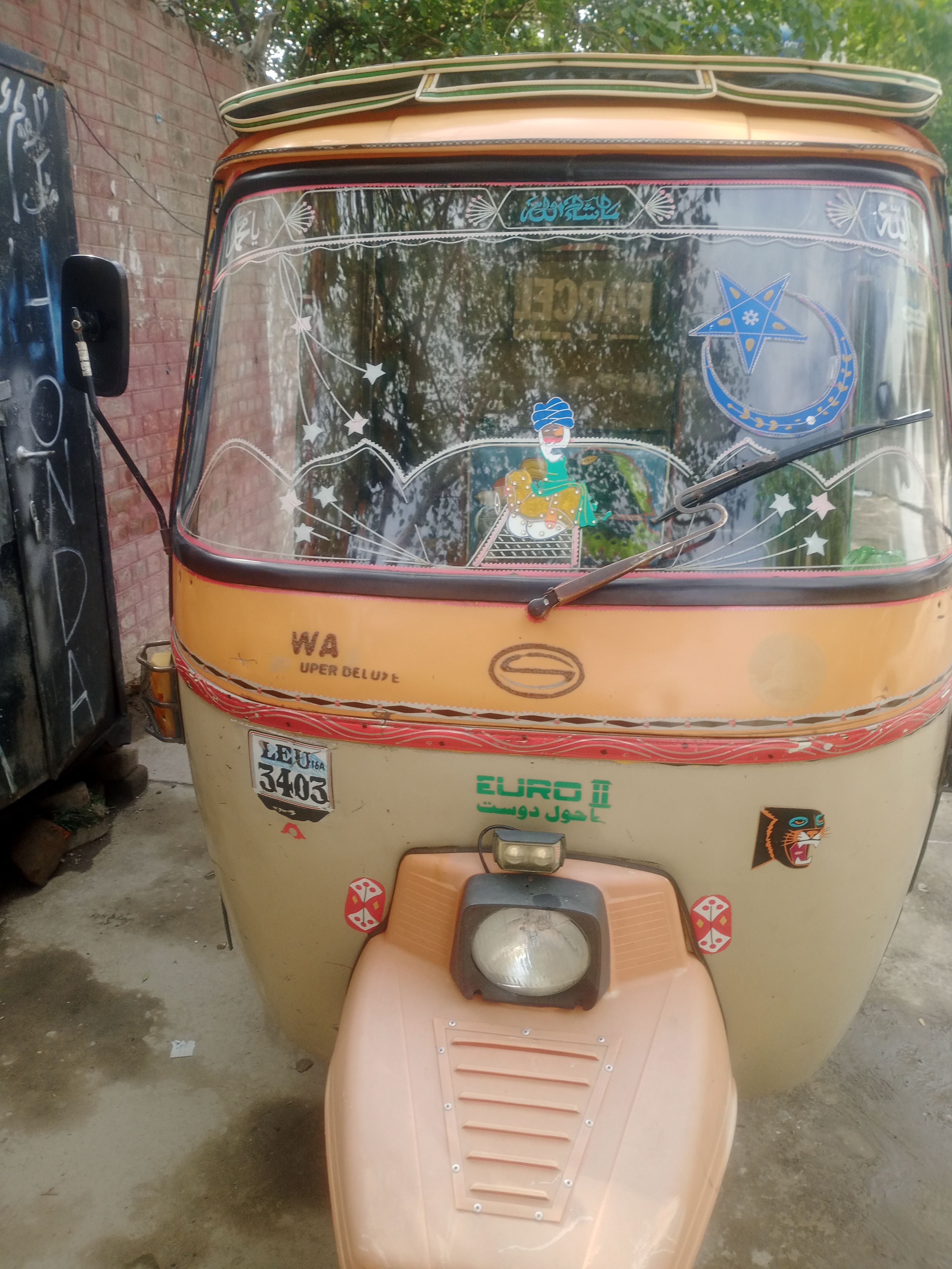 Siwa Super Auto Rikshaw