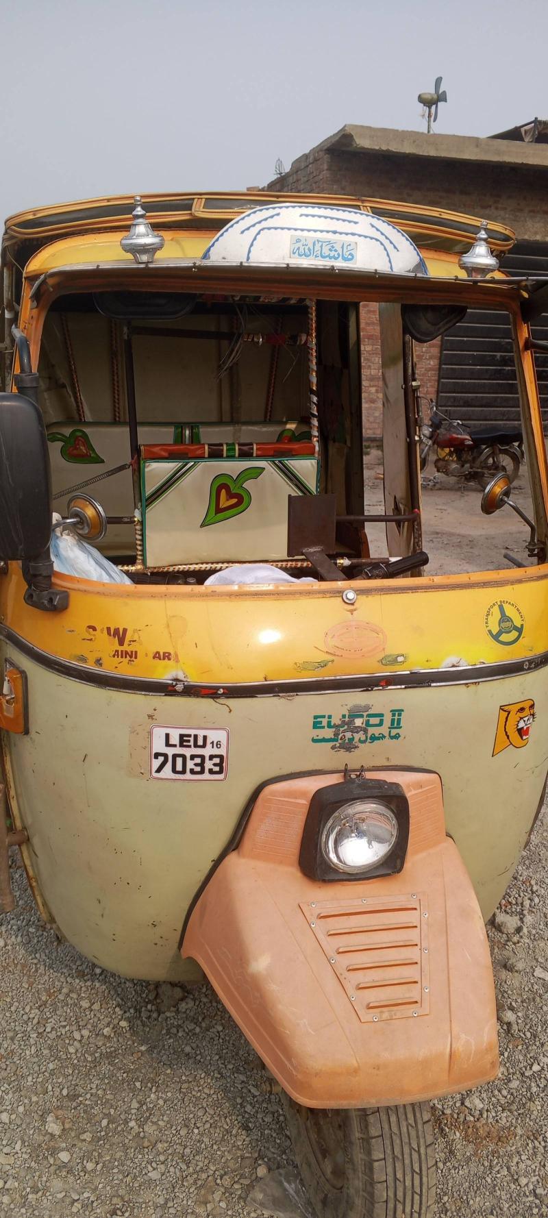 Siwa Super Auto Rikshaw