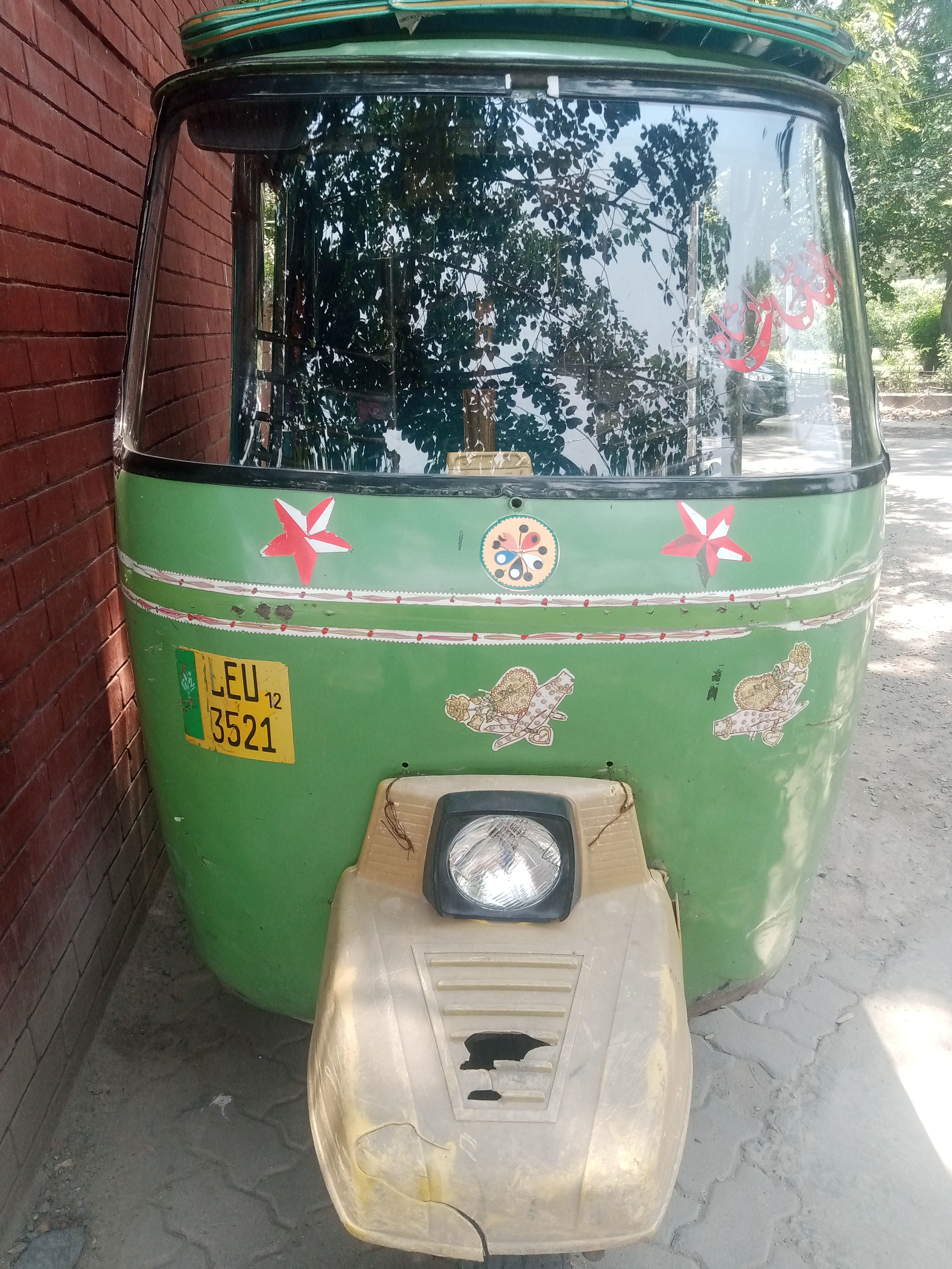 Siwa Super Auto Rikshaw