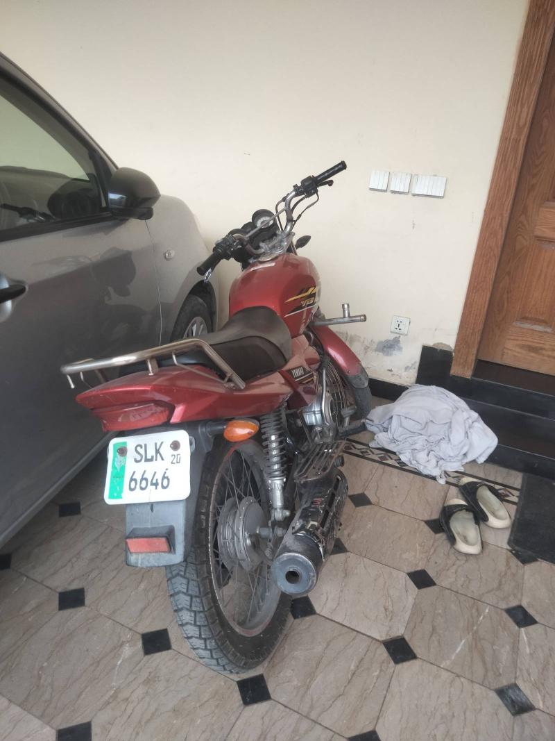 Yamaha YBR 125