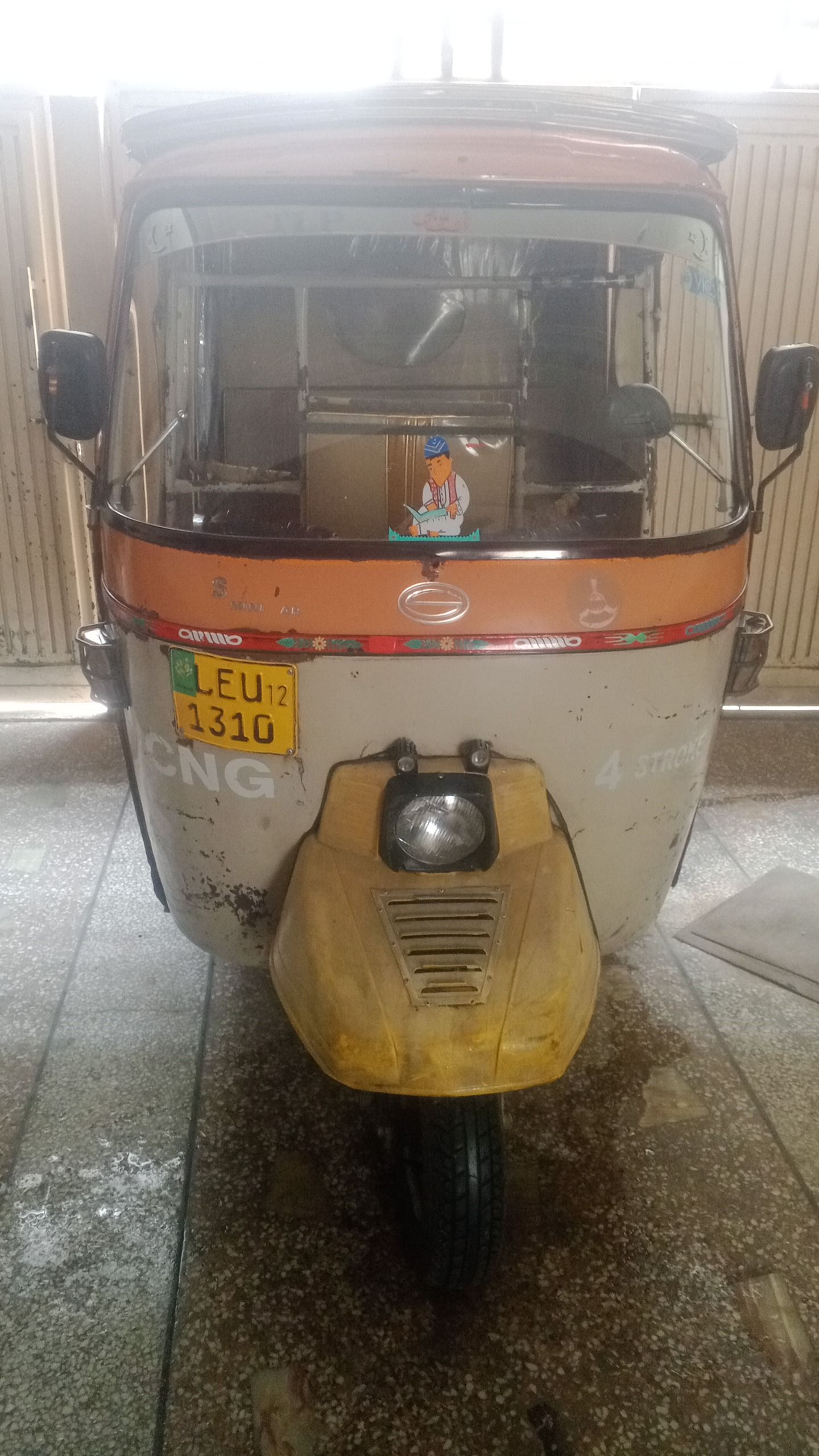 Siwa Super Auto Rikshaw